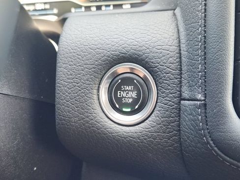 Used 2023 GMC Yukon Denali AWD/4WD image 21