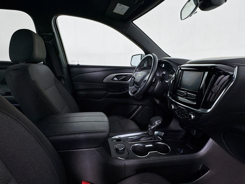 Used 2023 Chevrolet Traverse LT FWD image 27