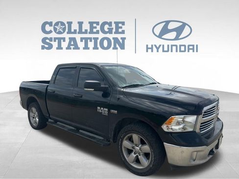 Used 2019 RAM 1500 Big Horn image 3