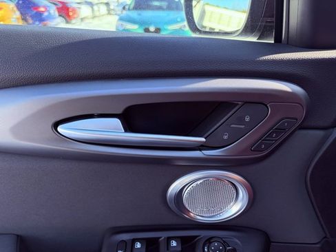 New 2026 Alfa Romeo Tonale Base w/ Red Premium Package image 17