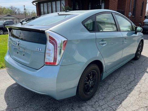 Used 2015 Toyota Prius Four FWD image 4