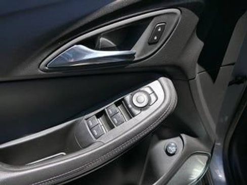 Used 2023 Buick Encore GX Select w/ Sport Touring Package FWD image 14