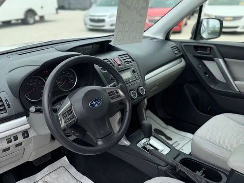 Used 2015 Subaru Forester 2.5i AWD/4WD image 9