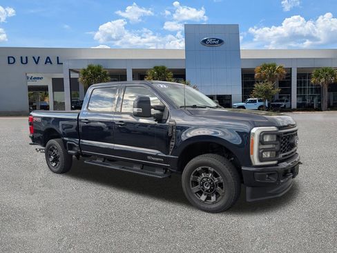 Used 2023 Ford F250 Lariat w/ Sport Appearance Package image 2