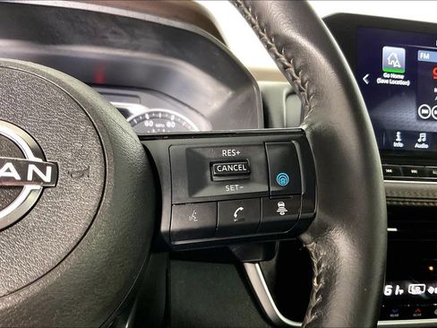Used 2023 Nissan Rogue SL w/ SL Premium Package FWD image 23