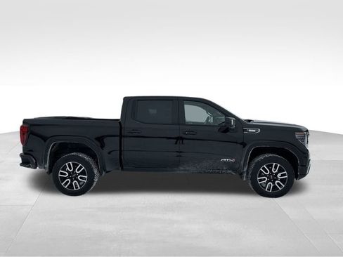 Used 2025 GMC Sierra 1500 AT4 w/ AT4 Preferred Package image 9