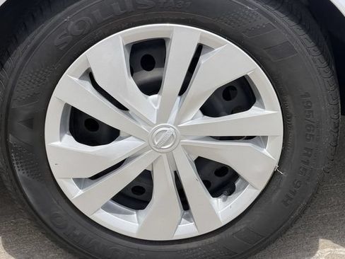 Used 2024 Nissan Versa S w/ Trunk Package FWD image 8