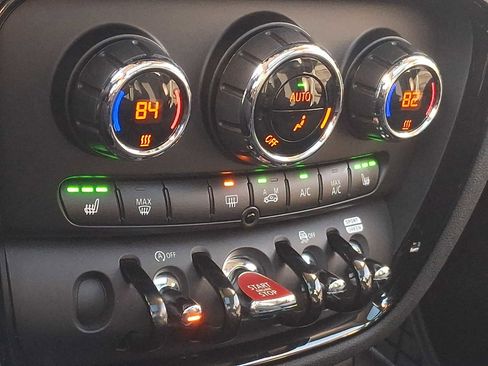 Used 2019 MINI Cooper Clubman S image 13