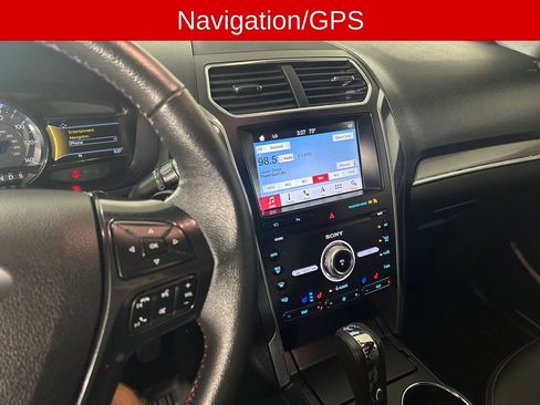 Used 2019 Ford Explorer Sport w/ Equipment Group 401A AWD/4WD image 3