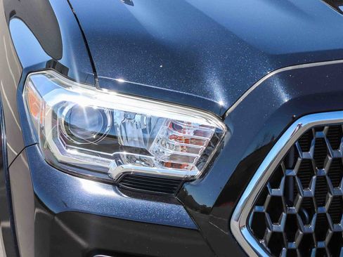Certified 2019 Toyota Tacoma TRD Sport w/ Technology Package RWD image 12