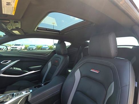 Used 2023 Chevrolet Camaro SS RWD image 16