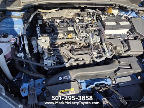 Used 2026 Toyota Corolla Cross XLE FWD image 23