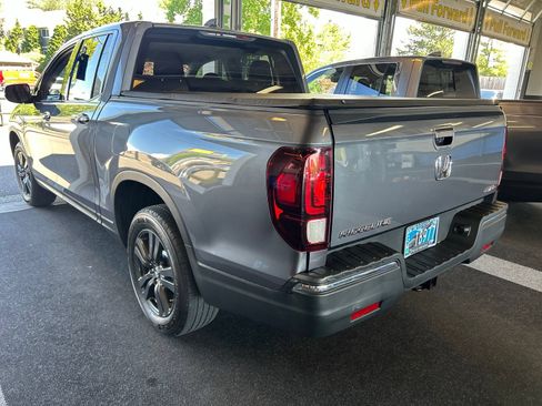 Used 2020 Honda Ridgeline Sport image 6