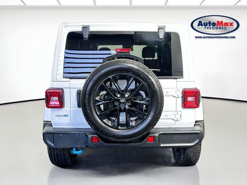 Used 2024 Jeep Wrangler Unlimited Sahara AWD/4WD image 7