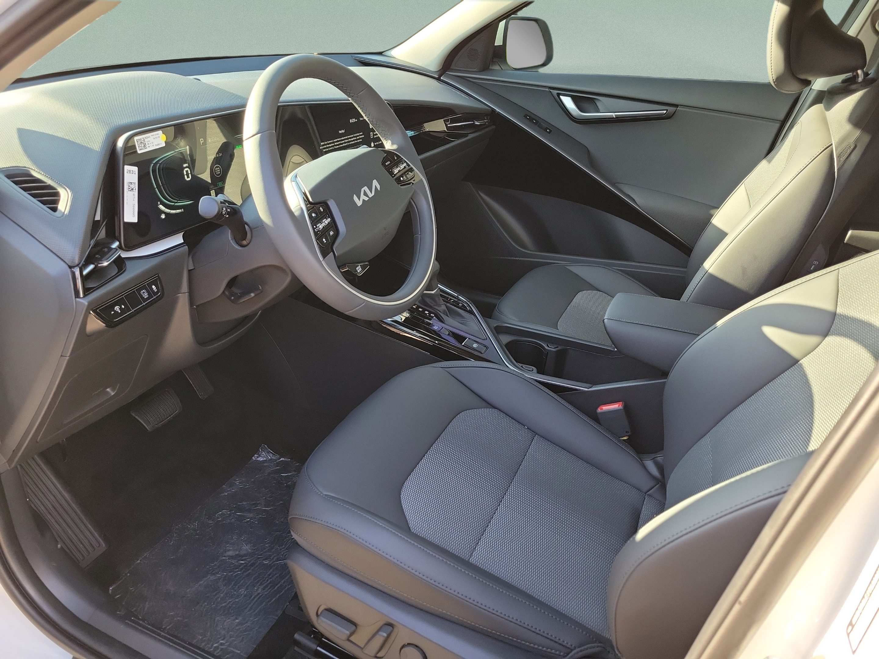 New 2026 Kia Niro EX FWD image 14
