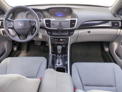 Used 2016 Honda Accord LX image 17