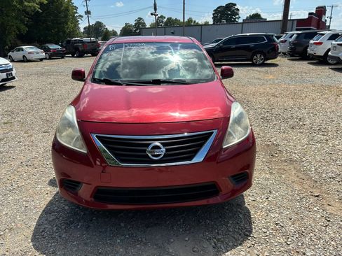 Used 2014 Nissan Versa SV FWD image 7