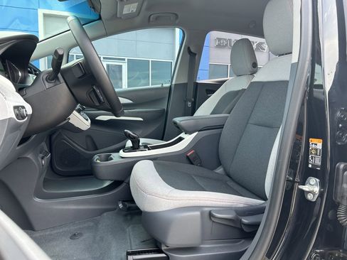 Used 2020 Chevrolet Bolt LT FWD image 12