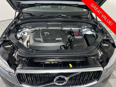 Used 2018 Volvo XC60 T5 Momentum w/ Convenience Package image 31