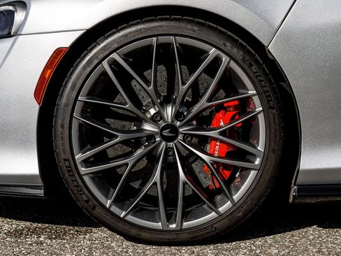 Used 2022 McLaren GT image 34