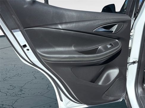 Used 2025 Buick Encore GX Preferred image 14