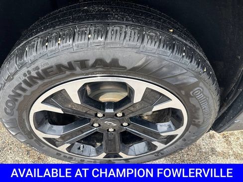 Used 2025 Chevrolet Equinox LT w/ Safety and Technology Package AWD/4WD image 13
