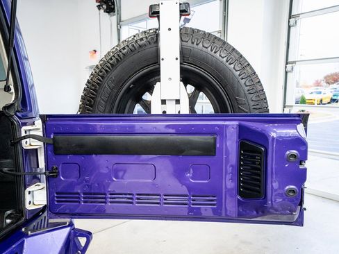 Used 2018 Jeep Wrangler Unlimited Sahara image 54