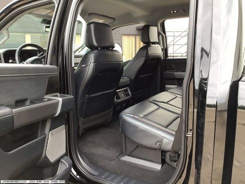 Used 2024 Ford F250 Lariat w/ Sport Appearance Package AWD/4WD image 13