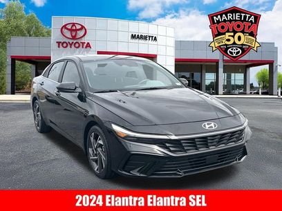 Used 2024 Hyundai Elantra SEL w/ Convenience Package