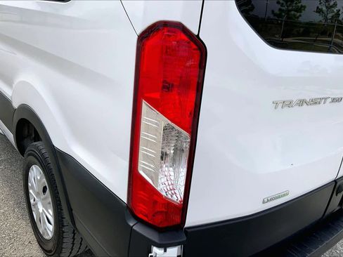 Used 2023 Ford Transit 350 XLT image 26