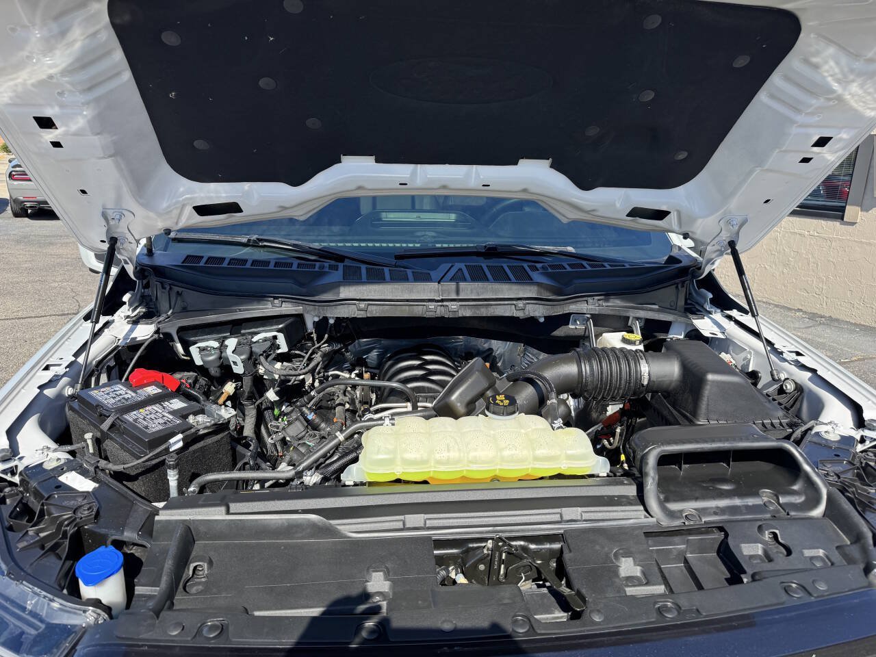 Used 2026 Ford F150 Lariat AWD/4WD image 27