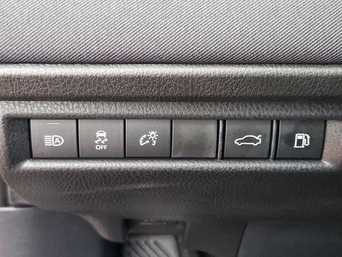 Used 2026 Toyota Camry LE FWD image 25