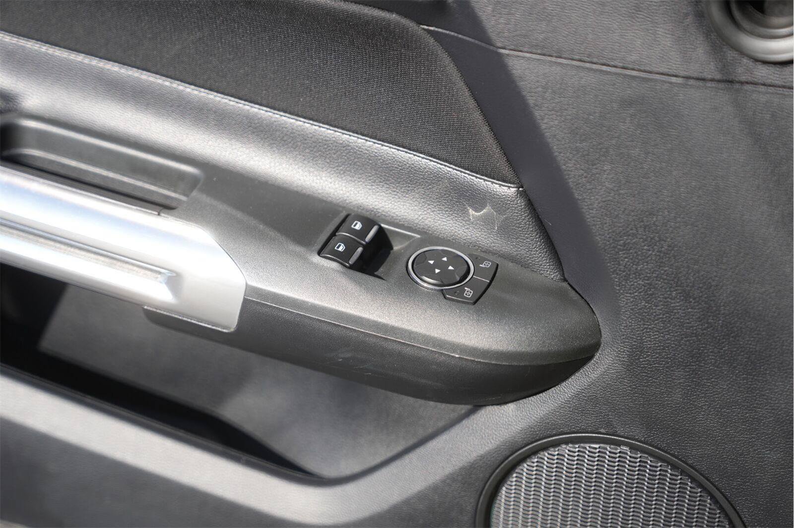 Used 2016 Ford Mustang GT RWD image 26