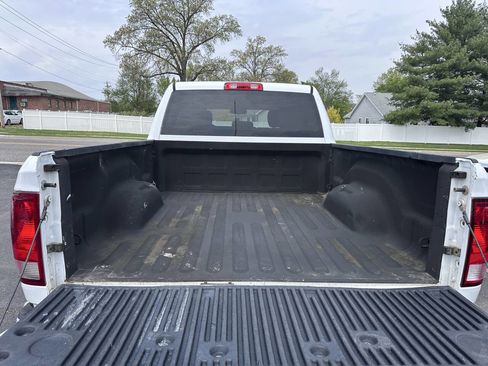Used 2016 RAM 2500 Tradesman w/ Chrome Appearance Group image 17