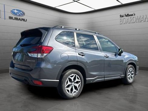Used 2024 Subaru Forester Premium AWD/4WD image 4