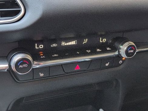 Used 2025 MAZDA CX-30 AWD 2.5 S w/ Premium Package image 32