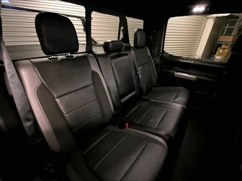 Used 2019 Ford F150 Raptor w/ Equipment Group 802A Luxury AWD/4WD image 16