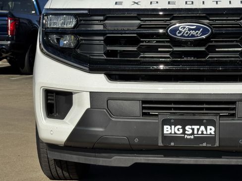 New 2025 Ford Expedition Max Active image 7