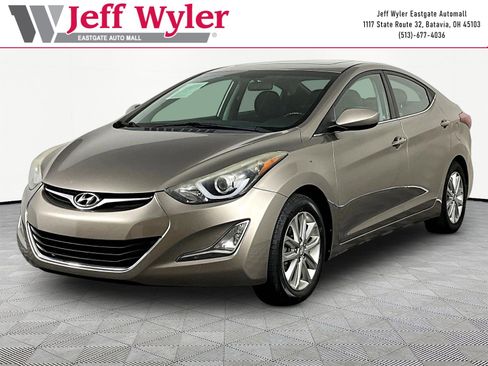 Used 2015 Hyundai Elantra SE w/ Option Group 03 FWD image 1