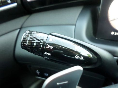 Used 2023 Hyundai Tucson Limited image 37