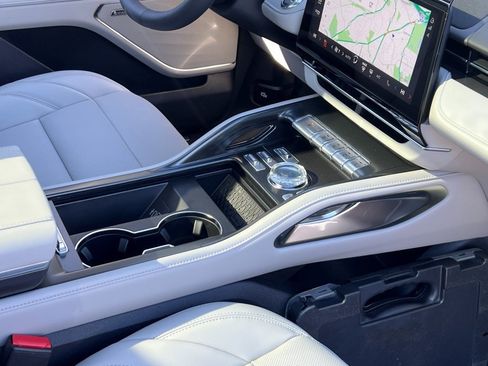 New 2026 Lincoln Nautilus Premier w/ Equipment Group 102A image 8