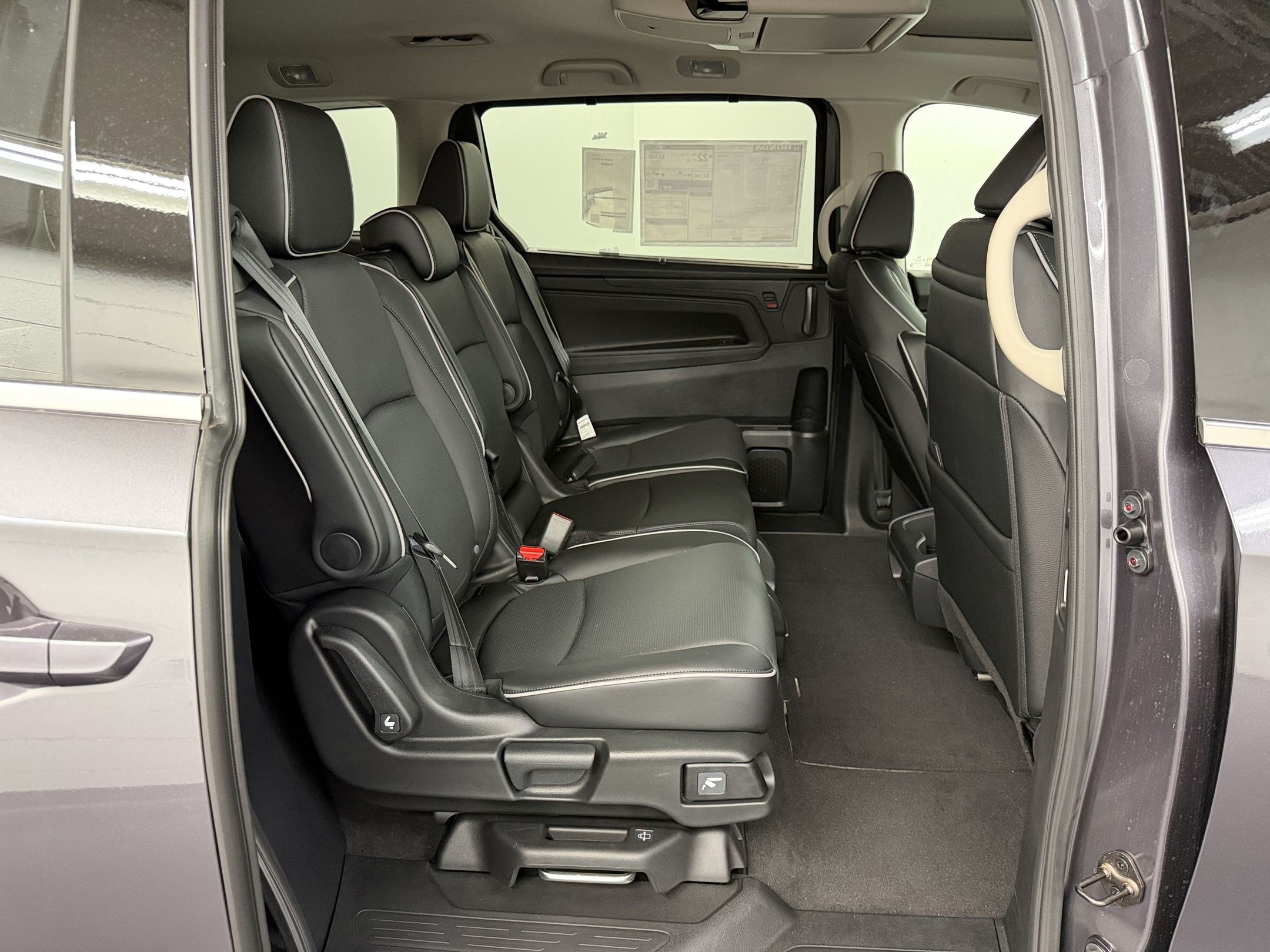 New 2027 Honda Odyssey Elite image 31