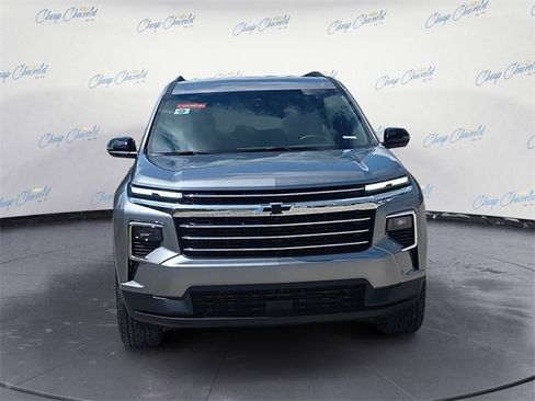 New 2025 Chevrolet Traverse LT w/ Enhanced Driving Package image 8