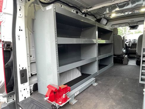 Used 2018 Ford Transit 250 130 Low Roof RWD image 15