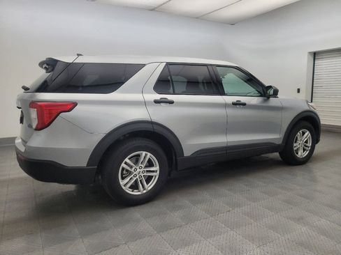 Used 2023 Ford Explorer 4WD image 10