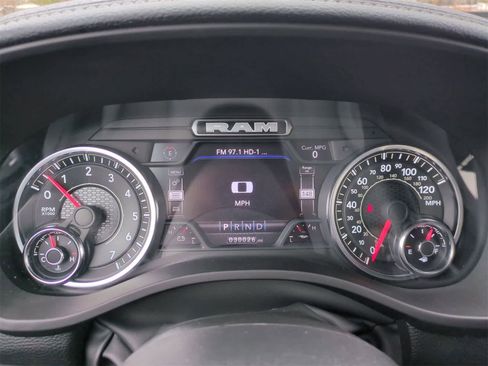 Certified 2023 RAM 1500 Laramie image 33