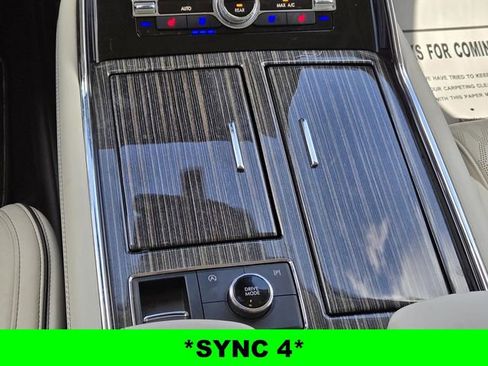 Used 2024 Lincoln Navigator L Black Label image 15