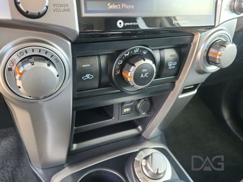 Used 2024 Toyota 4Runner SR5 image 33