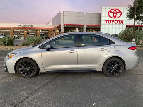 Certified 2025 Toyota Corolla SE image 6