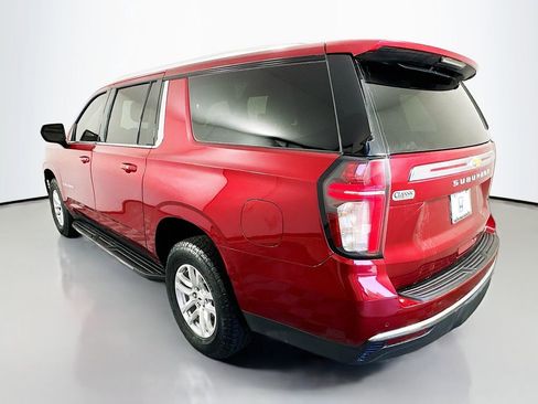 Used 2021 Chevrolet Suburban LT RWD image 7